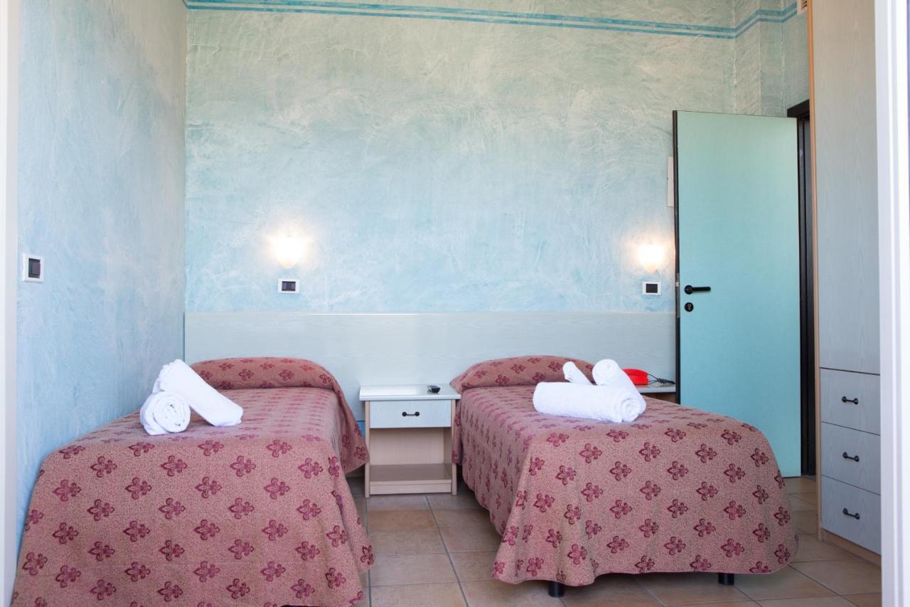 Amba Hotel ริมินี ภายนอก รูปภาพ